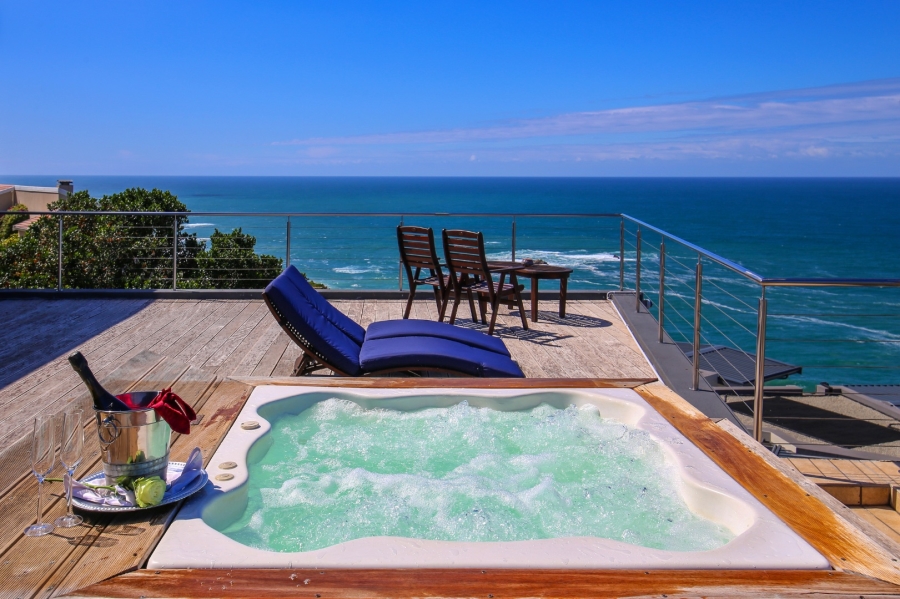 7 Bedroom Property for Sale in The Heads Western Cape